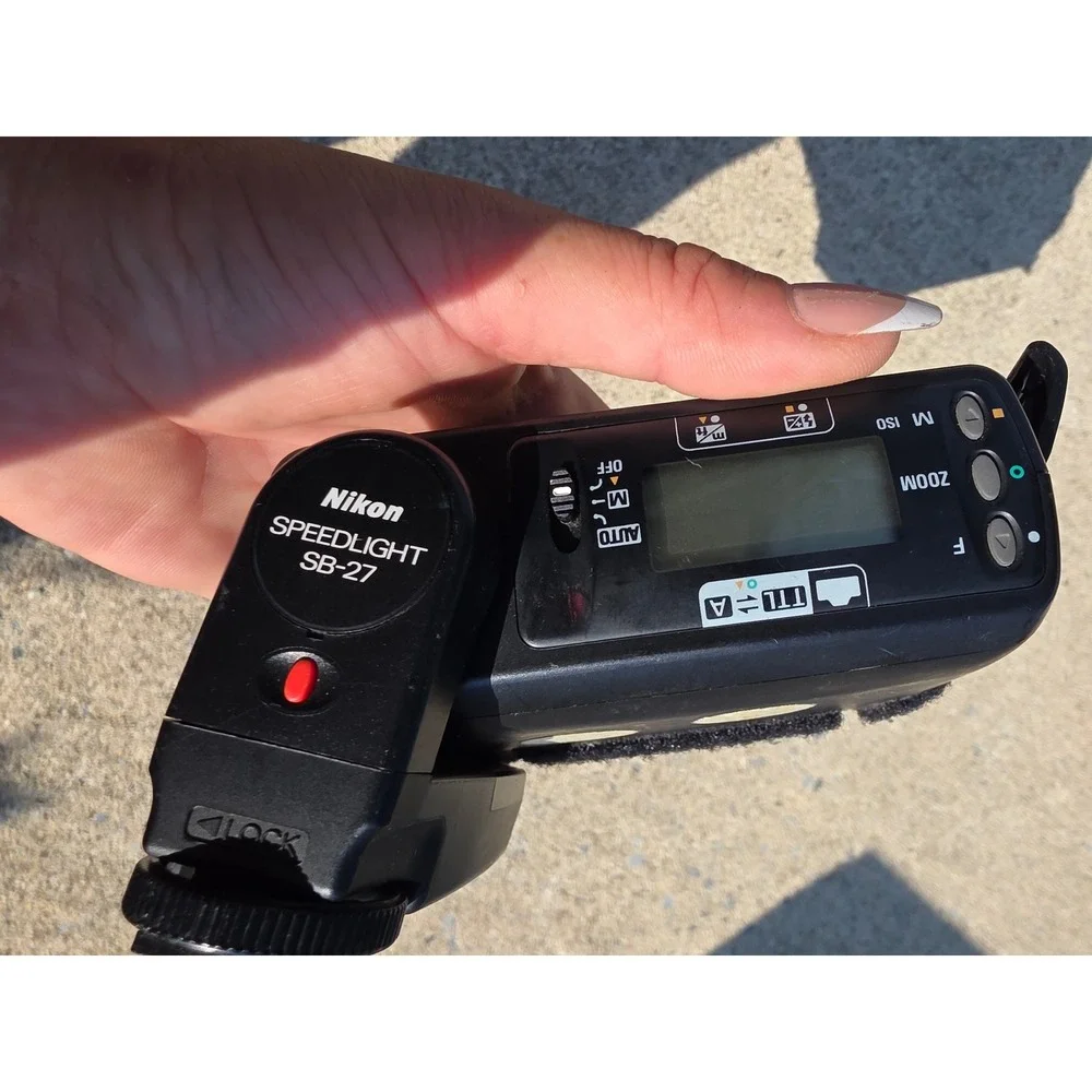 Nikon Speedlight SB-27 Autofocus Shoe Mount Flash Made in Japan Black